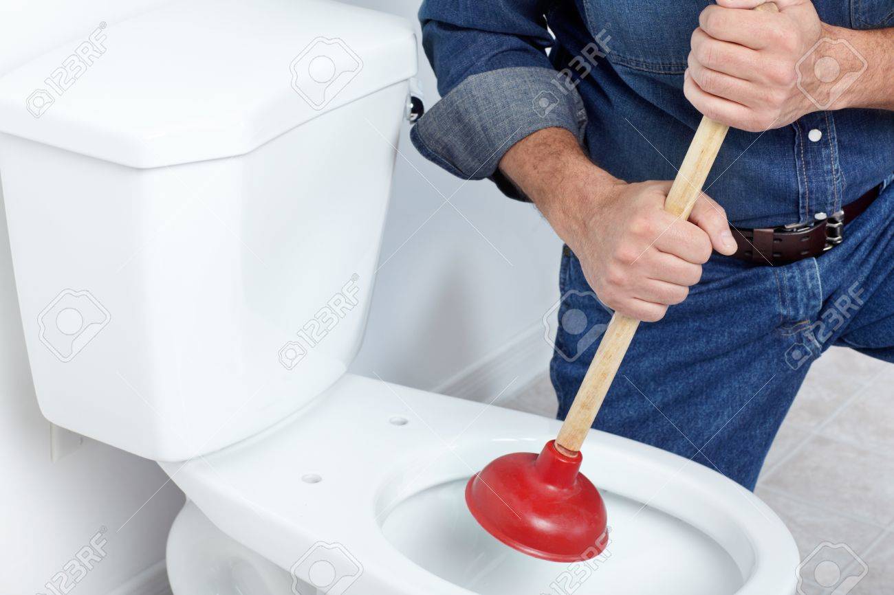 Những cách thông cầu nghẹt nhanh chóng bạn có thể làm