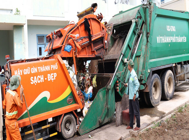 Dịch vụ thu gom r&aacute;c thải sinh hoạt Bảo Ph&aacute;t uy t&iacute;n h&agrave;ng đầu