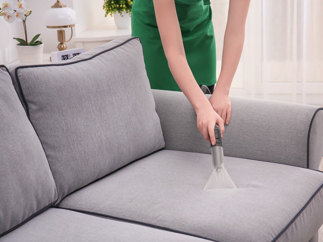 vệ sinh nệm ghế sofa